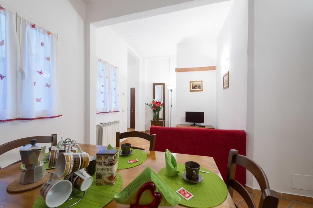 Appartamento con 2 Camere da Letto