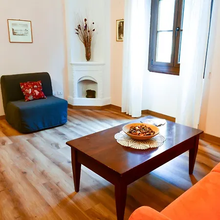 Calzaioli Apartment - Steps From The Duomo-2